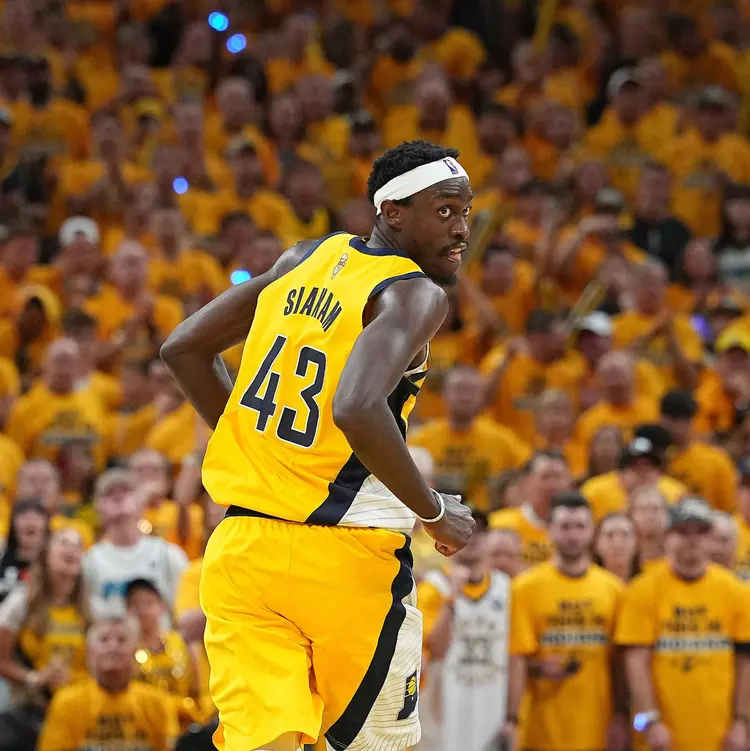 u8平台官方入口-西亚卡姆重要时刻出色防守，C9带队取胜！